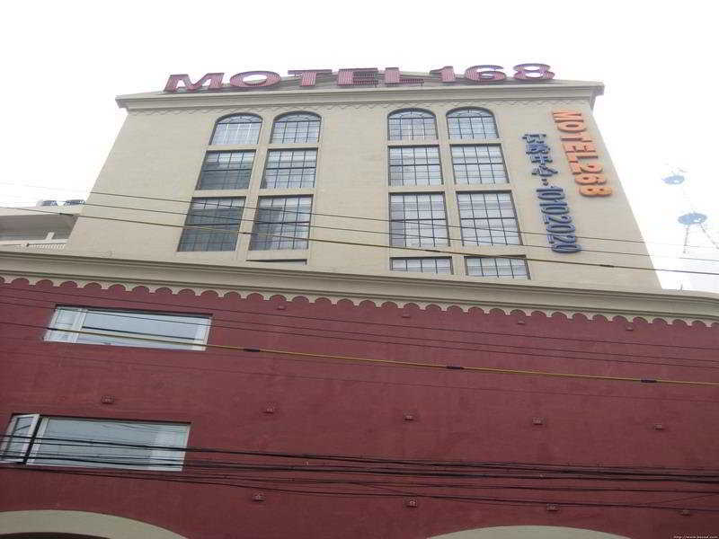 Motel Shanghai Sinan Road Buitenkant foto